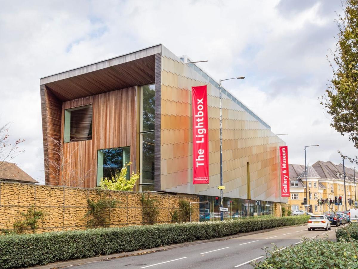 The Cedar Suite Woking Exteriér fotografie